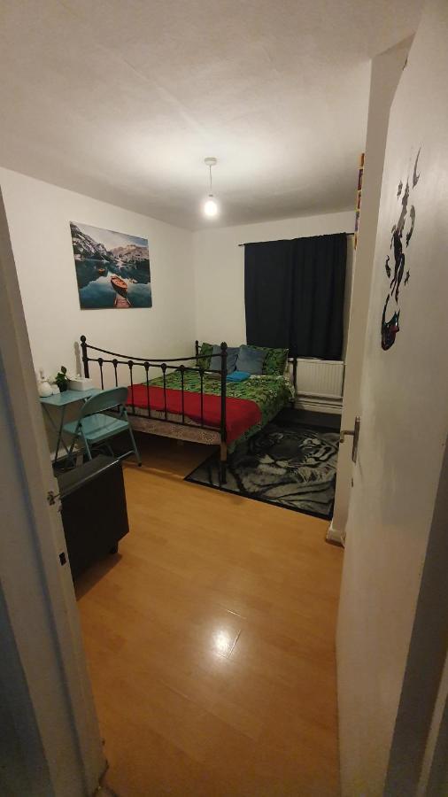 Merciful King Room, In Zone 2-3 Λονδίνο Εξωτερικό φωτογραφία