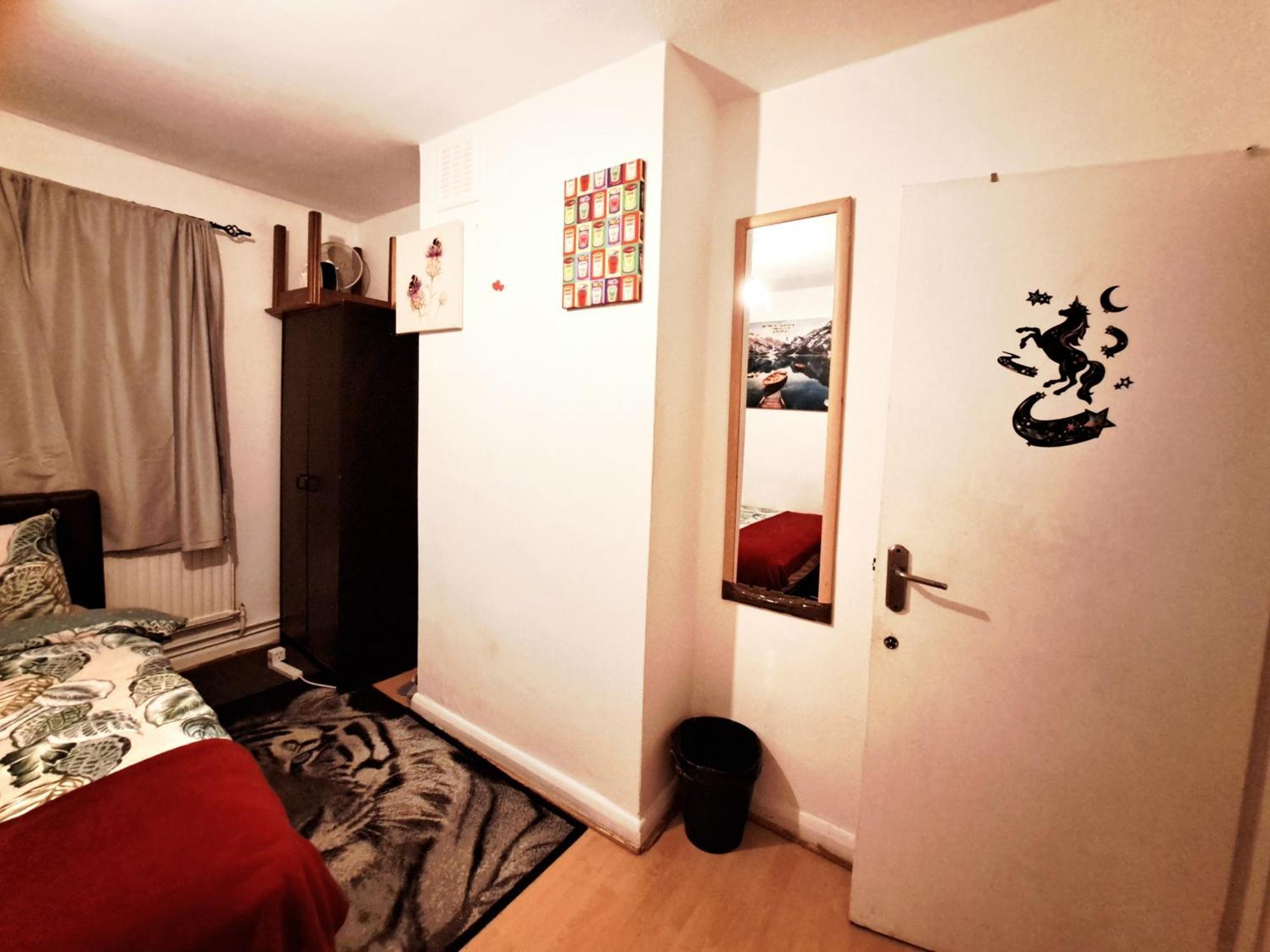 Merciful King Room, In Zone 2-3 Λονδίνο Δωμάτιο φωτογραφία